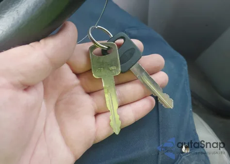 2014 Ford E-250 Commercial z USA, uszkodzony, nr VIN 1FTNE2EWXEDA84022